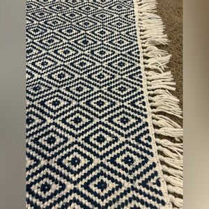 26.5x50in Rug